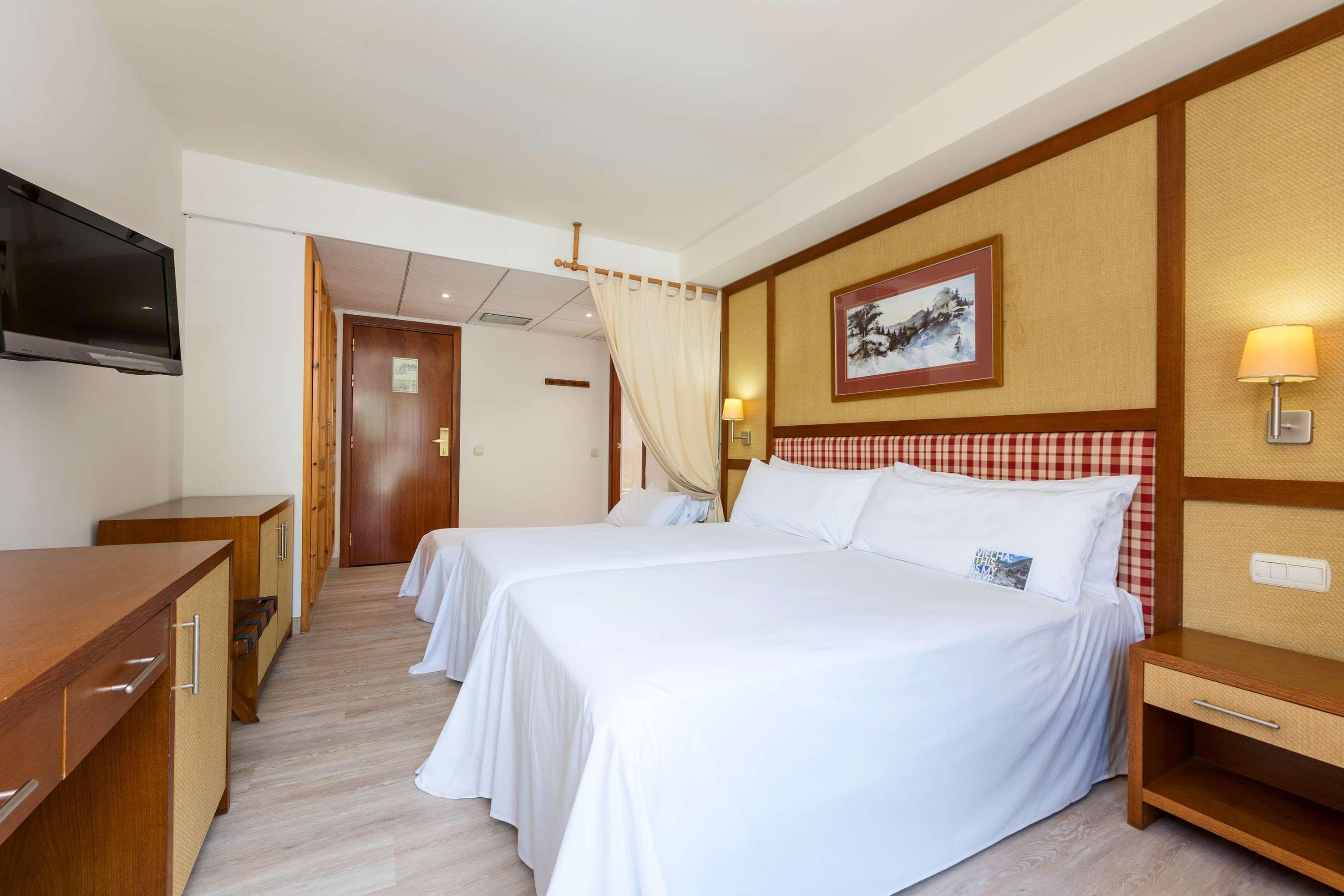 ทริป บีเอลยา บาเกย์รา Hotel เบียญา ภายนอก รูปภาพ